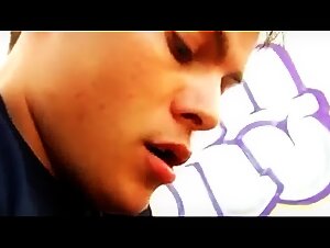 Thumb 9